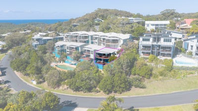 /international/au/10-6-cumming-parade-point-lookout-qld-151455488/