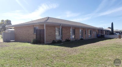 /international/au/2-wattle-drive-numurkah-vic-151288268/