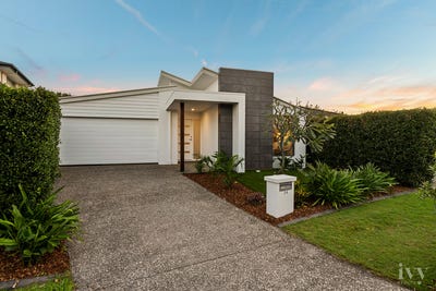 /international/au/24-azure-way-hope-island-qld-151317536/