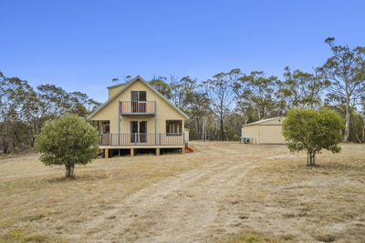 /international/au/42-cottons-drive-little-swanport-tas-150855944/