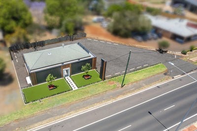 /international/au/10605-new-england-highway-highfields-qld-505259948/