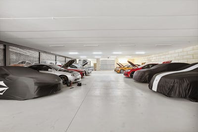 /international/au/1868-wanneroo-road-neerabup-wa-148460548/