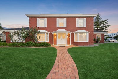 /international/au/28-beeston-way-west-lakes-sa-150963988/
