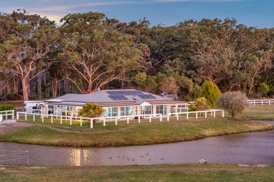 /international/au/154-danns-lane-keith-hall-nsw-700402160/