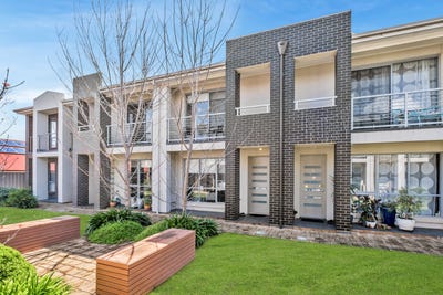 /international/au/6-3-countryman-court-kidman-park-sa-151999740/