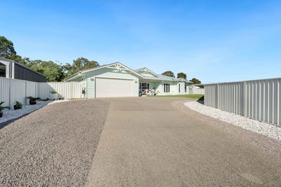 /international/au/96-pantlins-lane-urraween-qld-148739280/