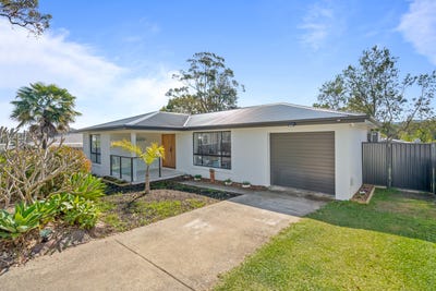 /international/au/8-bellbrook-close-green-point-nsw-152322708/