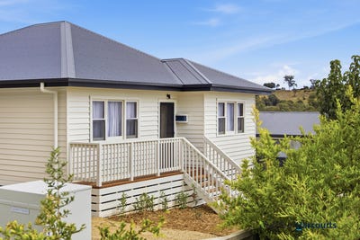 /international/au/1-44-villeneuve-street-alexandra-vic-150589012/