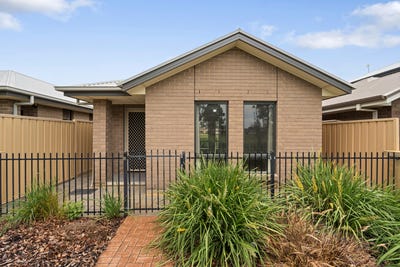 /international/au/8-silver-lane-seaford-meadows-sa-152624876/