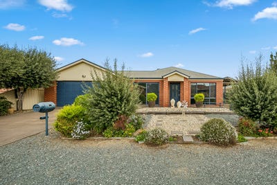 /international/au/20-reynolds-drive-numurkah-vic-152639900/