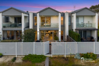 /international/au/18-carnegie-way-bendigo-vic-151595996/