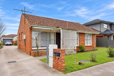 /international/au/1-18-kinnaird-street-jacana-vic-152103436/