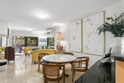 /international/au/8-2-colin-street-west-perth-wa-151198536/
