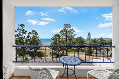 /international/au/22-4-8-adelaide-street-yeppoon-qld-152638400/
