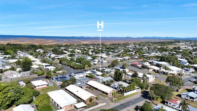 /international/au/2-17-rae-street-east-mackay-qld-151395340/