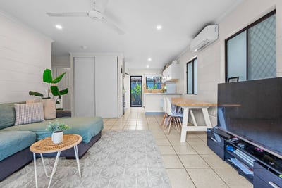 /international/au/10-1-9-joan-street-bungalow-qld-148610216/