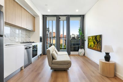 /international/au/502-49-51-denison-street-wollongong-nsw-150624620/