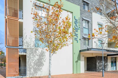 /international/au/28-42-the-crescent-midland-wa-151462072/
