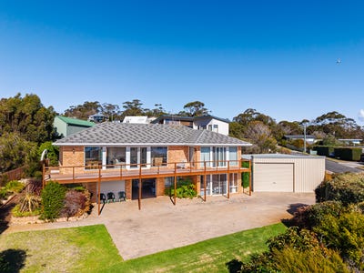/international/au/94-main-road-binalong-bay-tas-151069348/