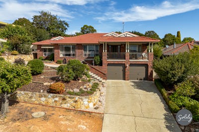 /international/au/22-callaway-crescent-gordon-act-150908016/