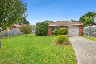 /international/au/30-schmitt-court-whittington-vic-151409232/