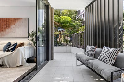 /international/au/102-22-birdwood-avenue-lane-cove-nsw-150920524/