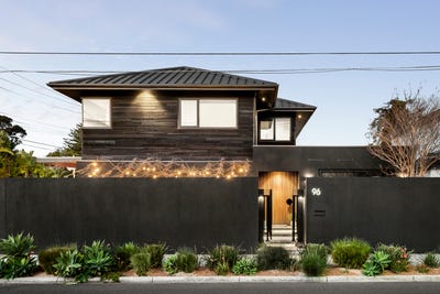 /international/au/96-thomas-street-hampton-vic-148641208/