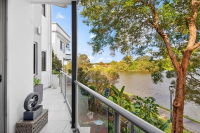 /international/au/3-56-bridgewater-drive-varsity-lakes-qld-151252048/