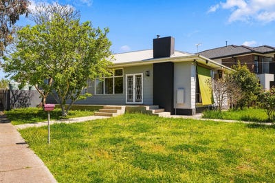/international/au/6-morton-street-bacchus-marsh-vic-121041257/