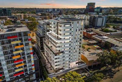 /international/au/1005-196a-stacey-street-bankstown-nsw-148489512/