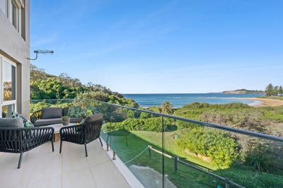 /international/au/2-2-bassett-street-mona-vale-nsw-151466680/