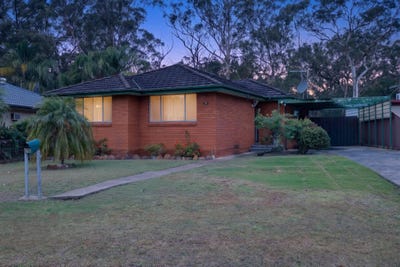 /international/au/70-helicia-road-macquarie-fields-nsw-151209044/