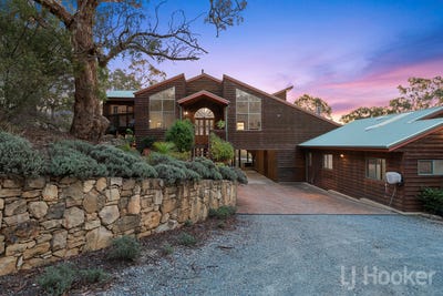 /international/au/6-outlook-place-the-ridgeway-nsw-151163696/