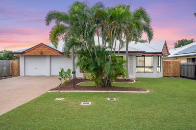 /international/au/45-crestbrook-drive-mount-louisa-qld-151333108/