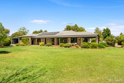 /international/au/26b-ruby-court-bannockburn-vic-150401196/