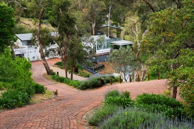 /international/au/177-coromandel-parade-coromandel-valley-sa-152556696/