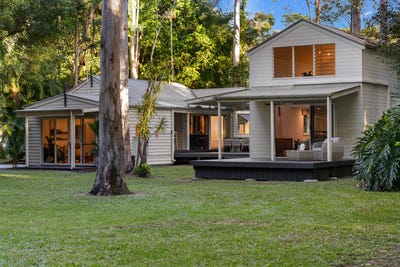 /international/au/144-duke-road-doonan-qld-151227812/