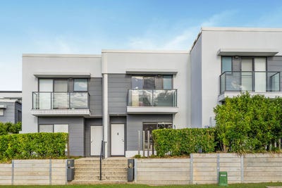/international/au/12-milgate-lane-ripley-qld-150742540/