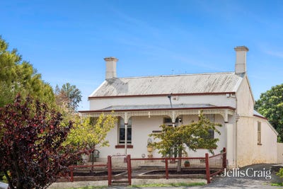 /international/au/27-campbell-street-castlemaine-vic-150690804/