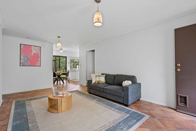 /international/au/5-61-dorset-drive-rochedale-south-qld-148590156/