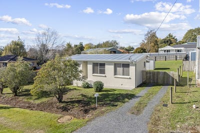 /international/au/51-adelaide-street-westbury-tas-151116704/