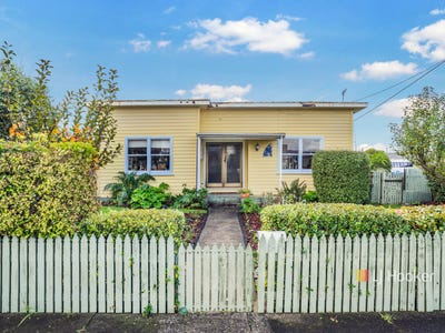 /international/au/unit-1-1a-winston-place-devonport-tas-151572932/
