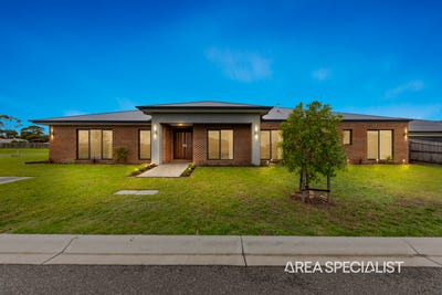 /international/au/9-carrington-way-lang-lang-vic-150884352/
