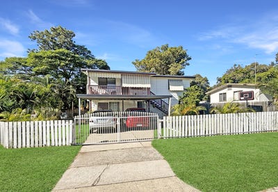 /international/au/2-golding-street-barney-point-qld-148295332/
