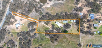 /international/au/24-eldorado-tarrawingee-road-eldorado-vic-151063640/