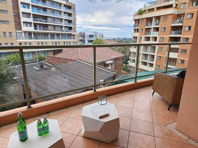 /international/au/601-600-railway-parade-hurstville-nsw-148354048/