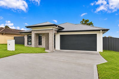 /international/au/30-wyanna-drive-taree-nsw-152648880/