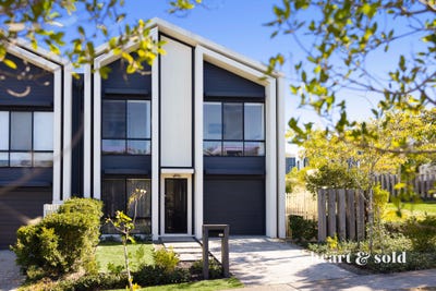 /international/au/28-curlew-way-peregian-springs-qld-148484460/?lang=en