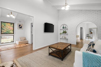 /international/au/24-learmonth-street-teesdale-vic-150848764/