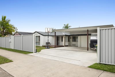 /international/au/46-village-way-little-mountain-qld-151238468/